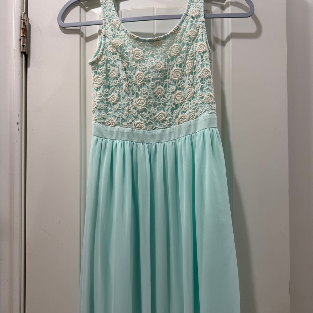 Elegant Mint Green/Blue Lace Dress